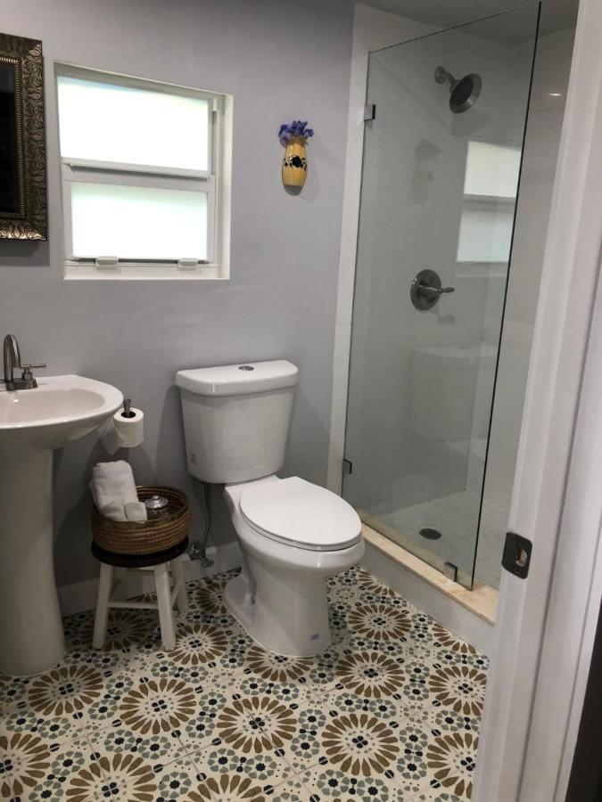 Private And Secluded Studio In Little Havana - 6V Miami Exteriér fotografie